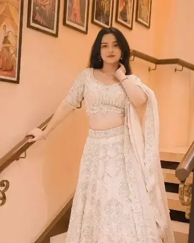 Escort Gohana